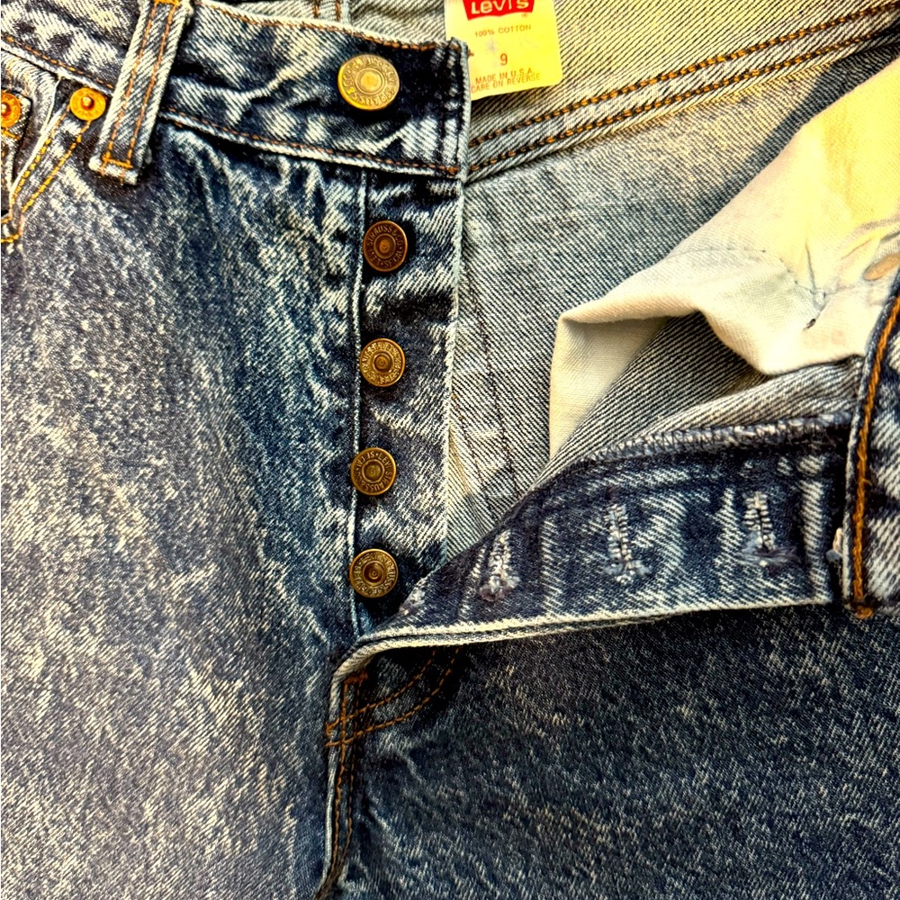 Vintage LEVIS Button Fly Washed